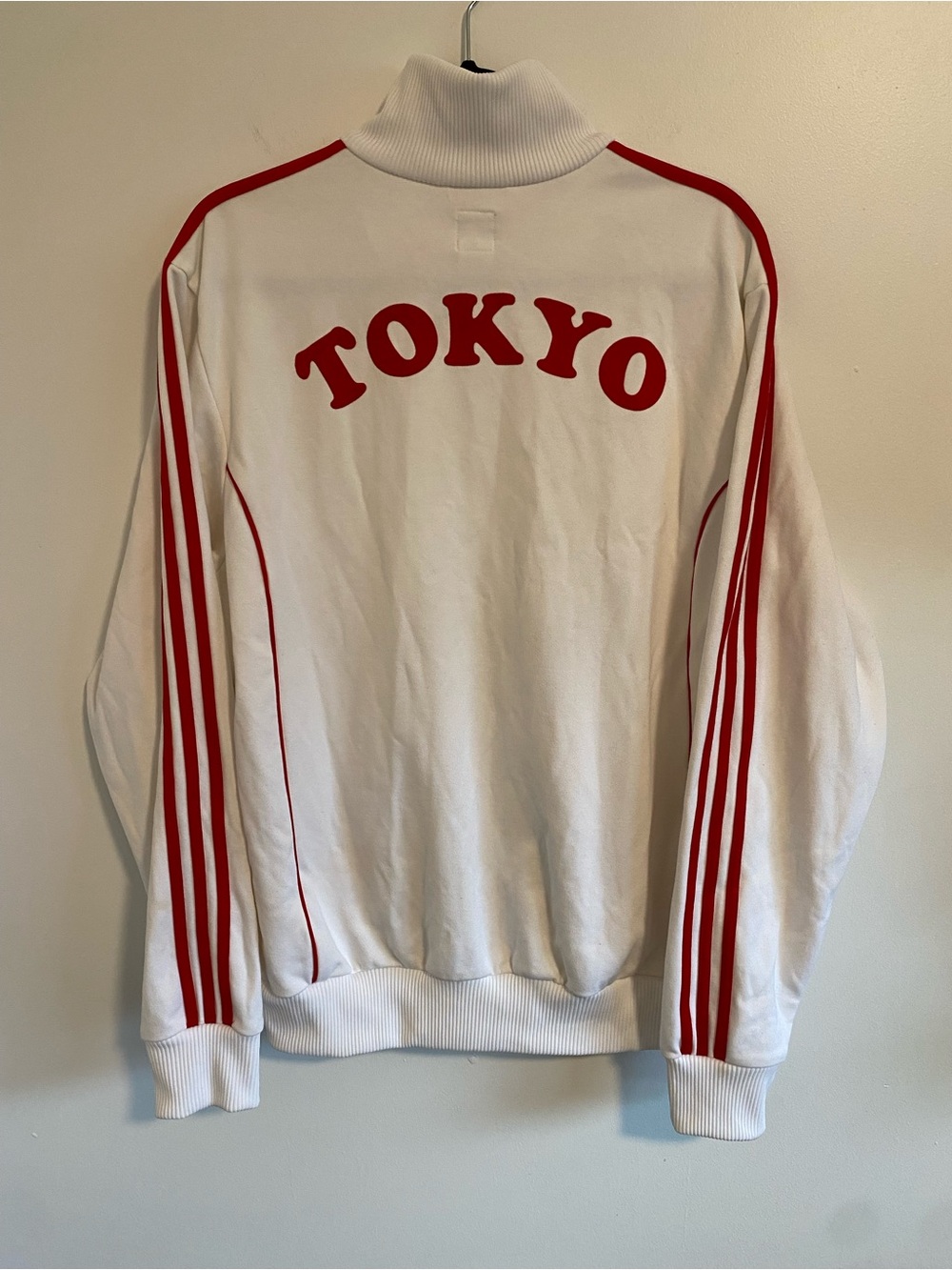 Vintage Adidas 2006 Tokyo Olympic Model Track Jacket White/Red Size L
(Sep A-2)